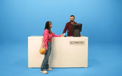 wordpress-Lifestyle-photos_2024_Retail-13-1920x1200